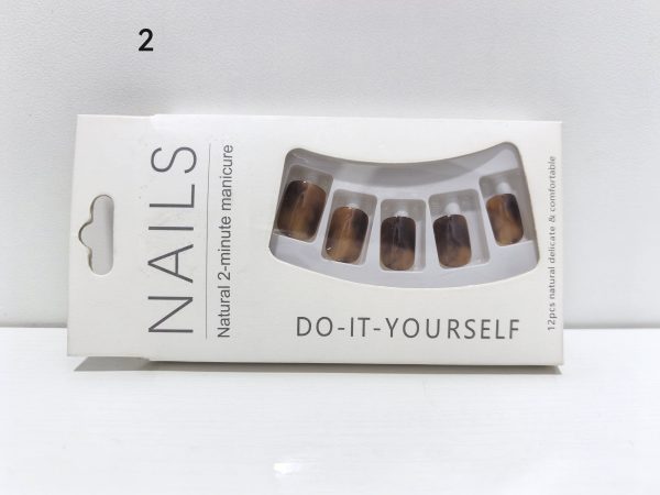 DELICATE AND COMFORTABLE NAILS 12 - Image 3