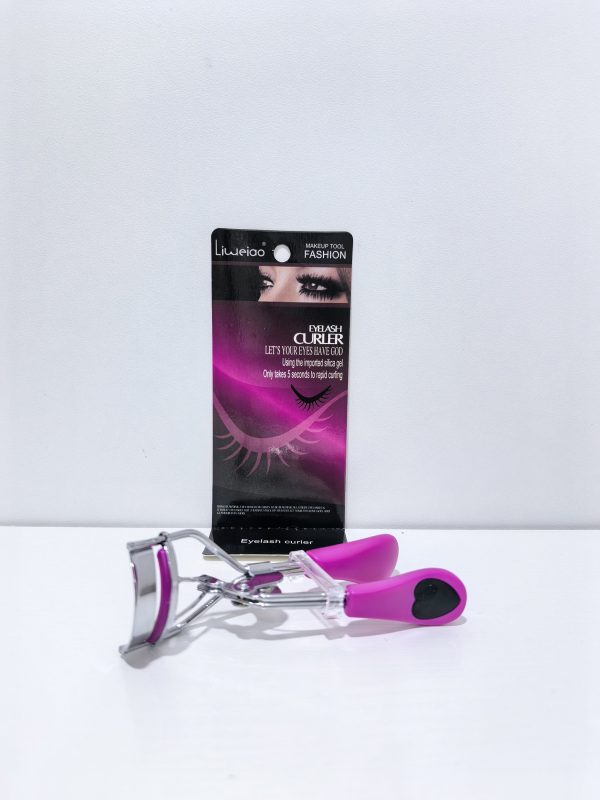 EYELASH CURLER