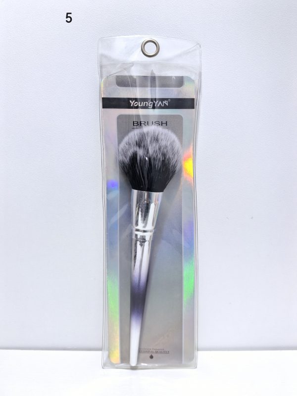 FACE BRUSH - Image 6