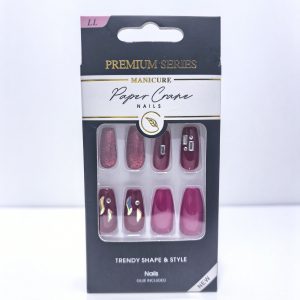 TRENDY STYLED PAPER CRANE NAILS
