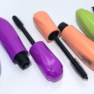 KISS BETTY VOLUMIZING WATERPROOF MASCARA