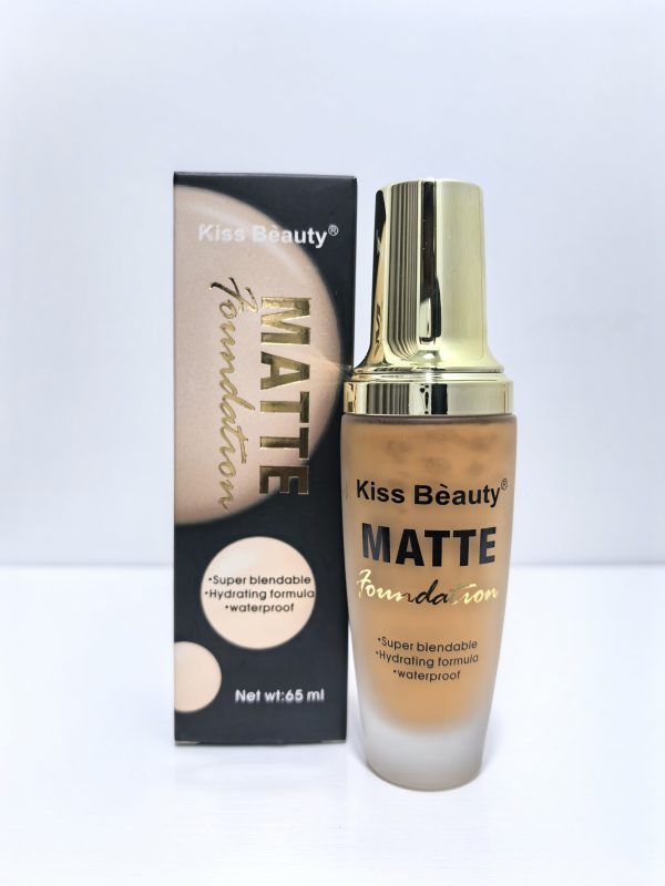 KISS BEAUTY - MATTE FOUNDATION  no2