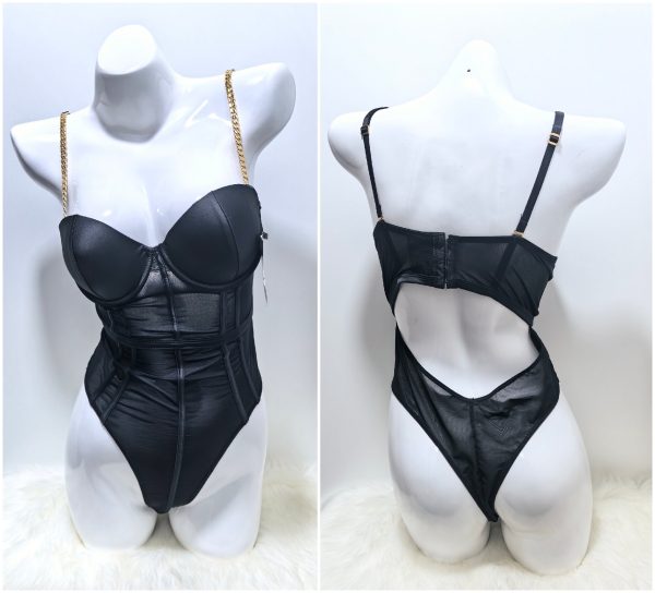 SEXY BLACK LINGERIE