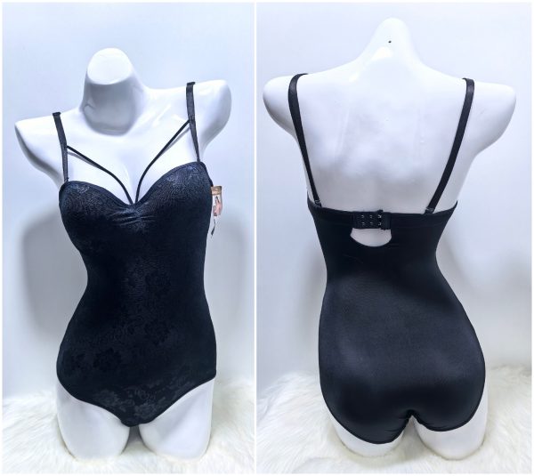 SEXY BLACK LINGERIE