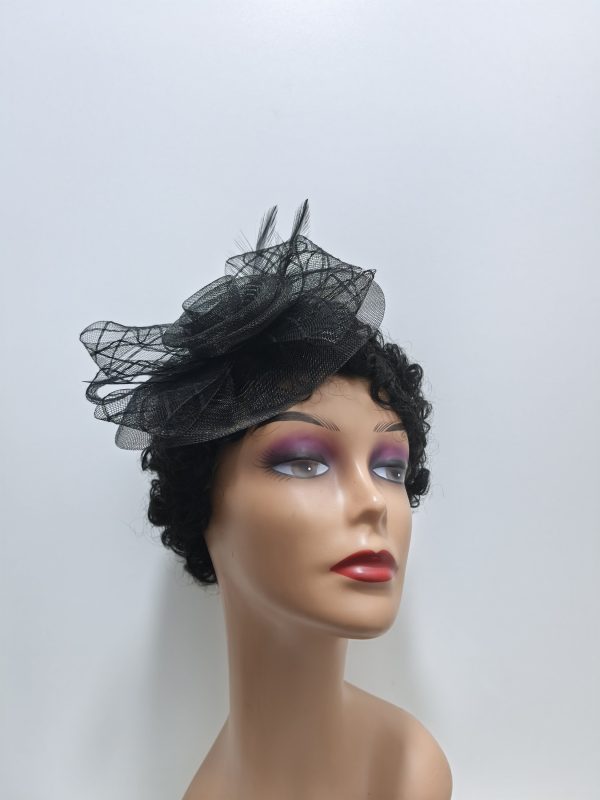 FASCINATOR HAT