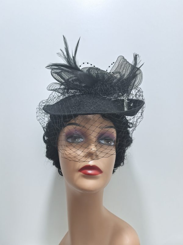 FASCINATOR HAT