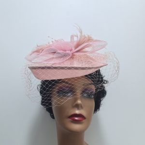 FASCINATOR HAT