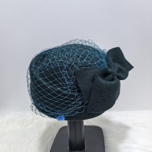 Women’s Vintage British Style Bowler Hat With Net Yarn