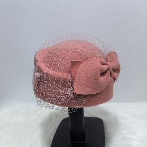Women’s Vintage British Style Bowler Hat With Net Yarn