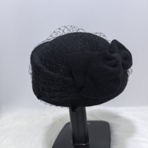 Women’s Vintage British Style Bowler Hat With Net Yarn