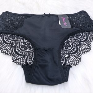 WOMEN’S BLACK UNDERWEAR