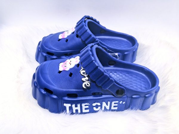 STYLISH CLOGS