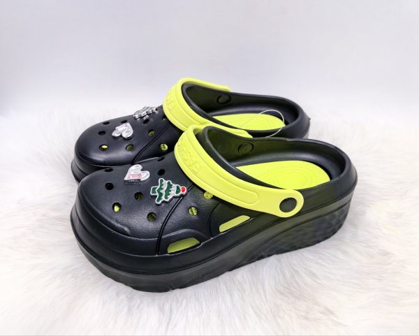 CLOGS