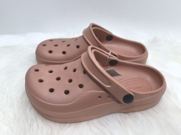 CLOGS