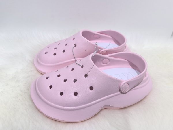 CLOGS
