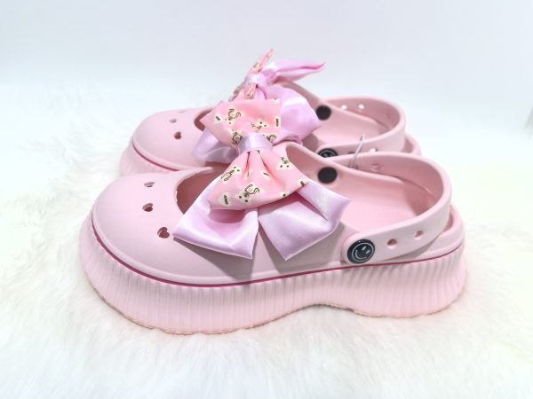 CLOGS