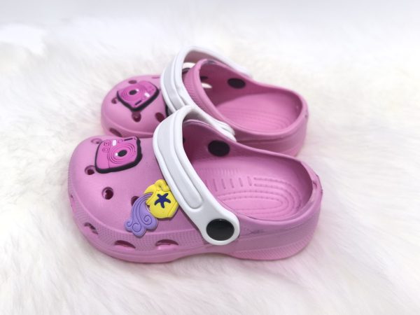 CLOGS
